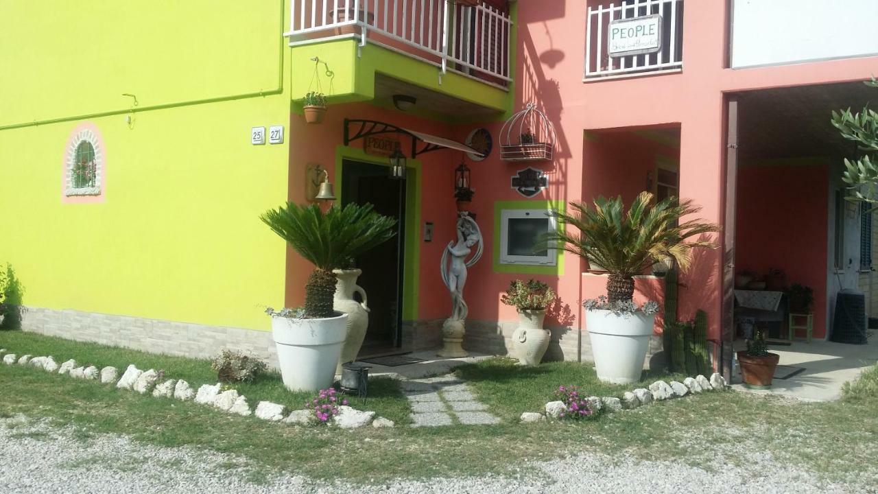 Bed and Breakfast People Castorano Exterior foto